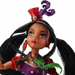 Disney Descendants Villain Signature Freddie Doll Isle of the Lost